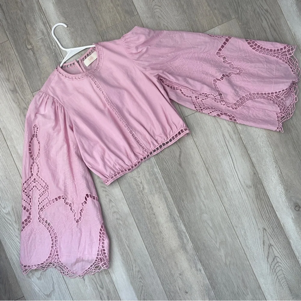 BTB Los Angeles Top eyelet lattice crop bell sleeves womens Pink (medium) boho